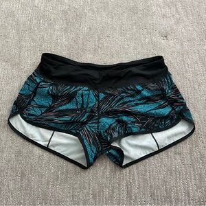 Lululemon Speed Up lined shorts.
